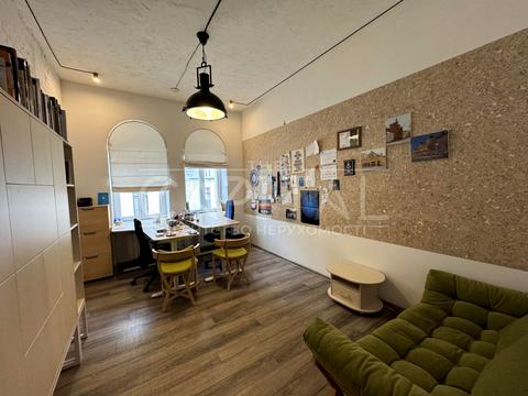 комерційна за адресою Кожум'яцька вул., 12-Ж