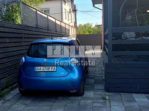 будинок за адресою Богатирська вул.