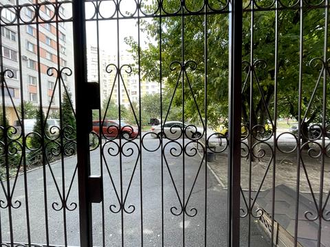 коммерческая по адресу Верховинца Василия ул., 10