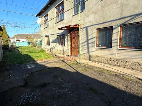 будинок за адресою Миру