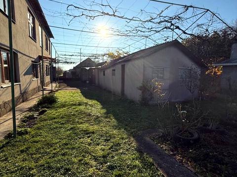 будинок за адресою Миру