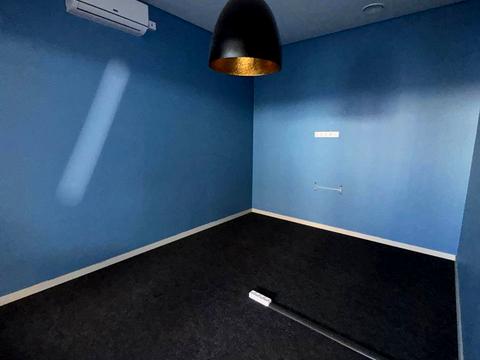 комерційна за адресою Шолом-Алейхема вул., 7