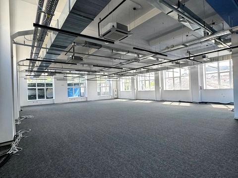 комерційна за адресою Шолом-Алейхема вул., 7