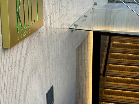 комерційна за адресою Магдебурзького Права вул. (Гопнер), 1