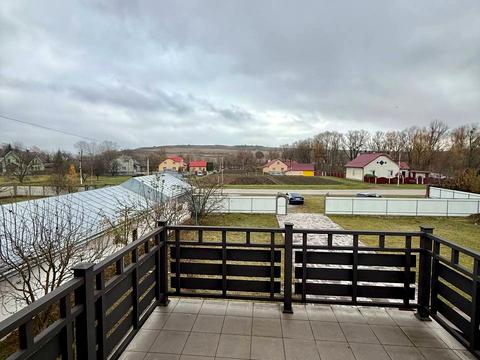 будинок за адресою Головна