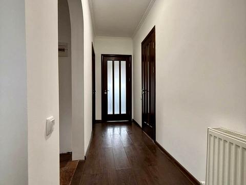 будинок за адресою Головна