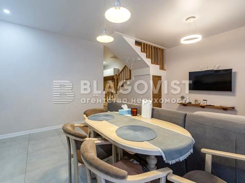 будинок за адресою Малоземельна