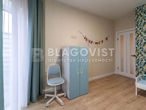 будинок за адресою Малоземельна