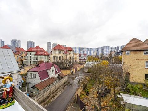 будинок за адресою Малоземельна