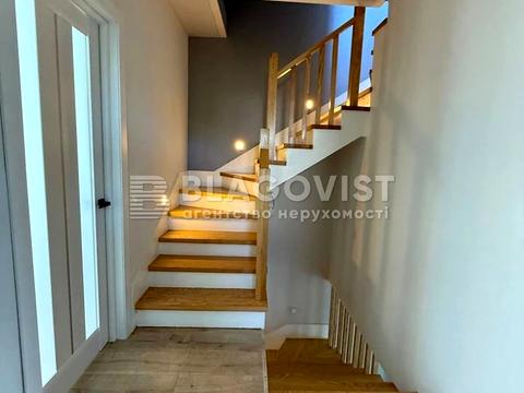 будинок за адресою Малоземельна