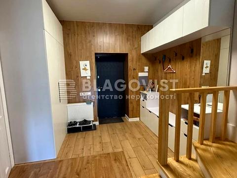 будинок за адресою Малоземельна