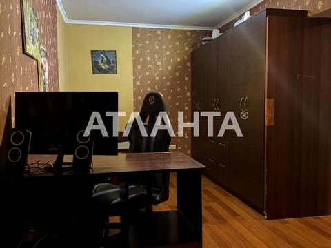 квартира за адресою Середньофонтанська вул., 30а