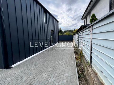 дом по адресу Центральна