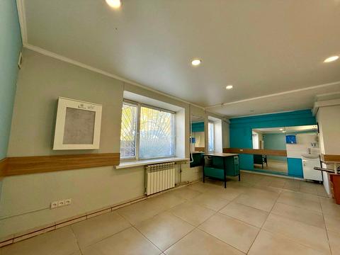 комерційна за адресою Високовольтна вул., 83