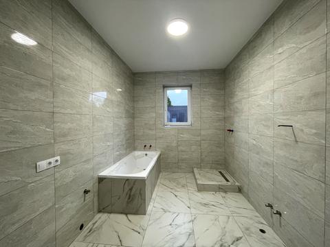 будинок за адресою Гідності вул. (Жертв Революції)