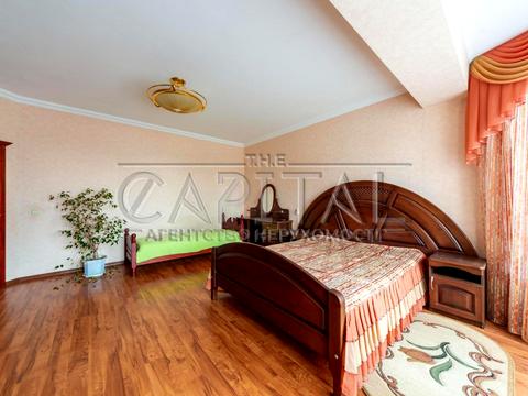 будинок за адресою Ярослава Гашека