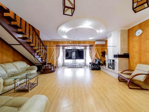 будинок за адресою Ярослава Гашека