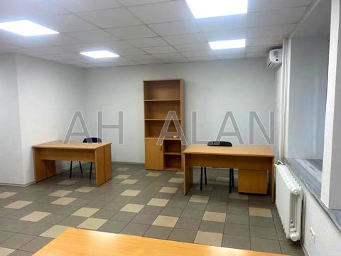 коммерческая по адресу Левка Лукьяненко ул. (Маршала Тимошенко), 29-В