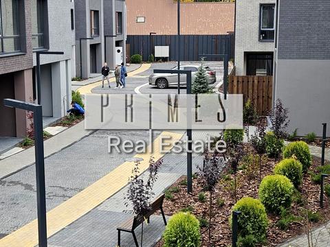 будинок за адресою Лютнева вул.