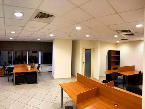 комерційна за адресою Королеви Єлизавети ІІ вул. (Глинки), 2