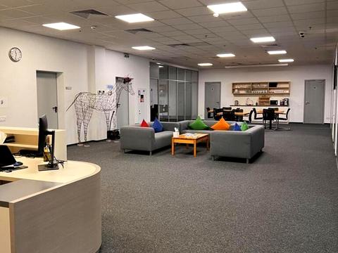 комерційна за адресою Верхній Вал вул., 10