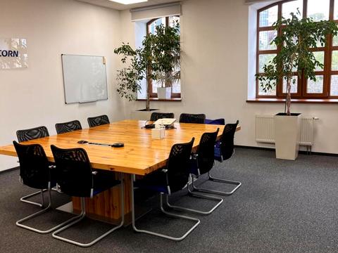 комерційна за адресою Верхній Вал вул., 10