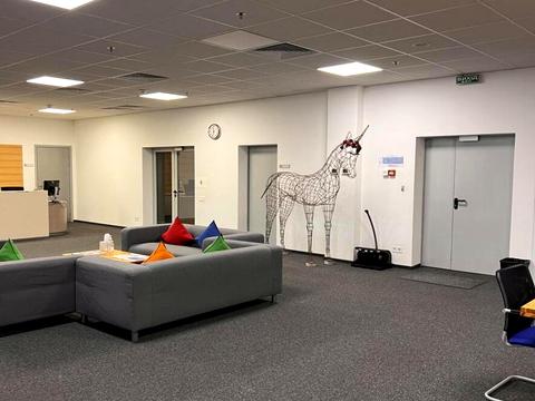 комерційна за адресою Верхній Вал вул., 10