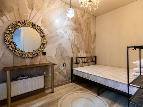 квартира за адресою Романа Левицького вул., 4