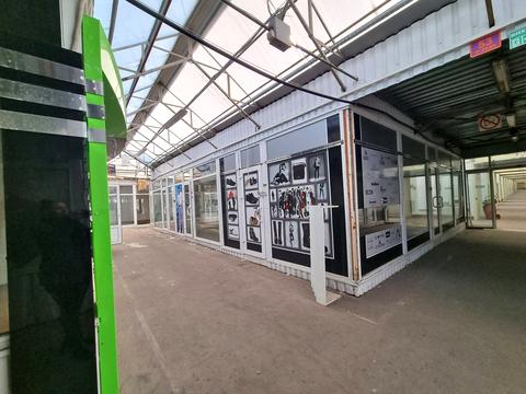 комерційна за адресою Вербова вул., 21-23