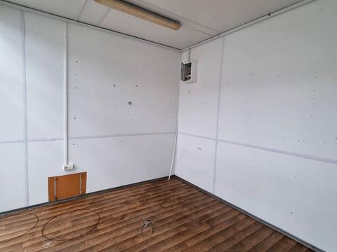 комерційна за адресою Вербова вул., 21-23