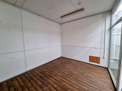 комерційна за адресою Вербова вул., 21-23