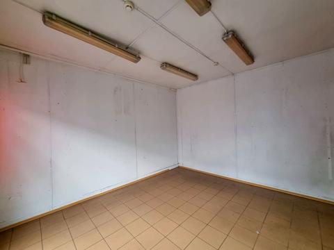 комерційна за адресою Вербова вул., 21-23