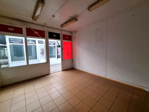 комерційна за адресою Вербова вул., 21-23