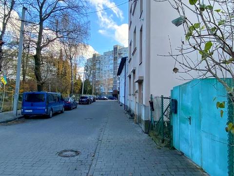 комерційна за адресою Оноре де Бальзака вул., 20