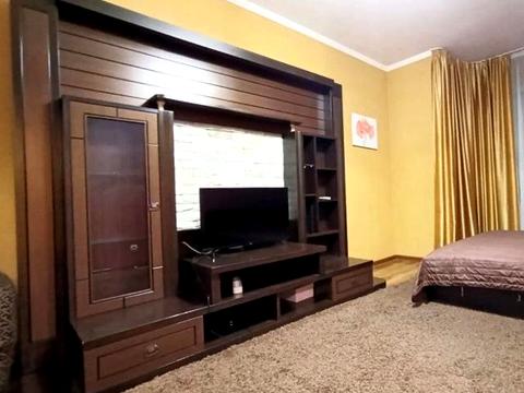 квартира по адресу Александра Мишуги ул., 2