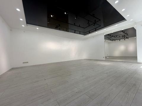 комерційна за адресою Боголюбова вул., 34