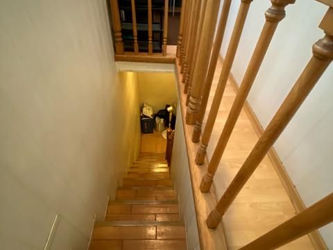 квартира за адресою Новодарницька вул., 13/18