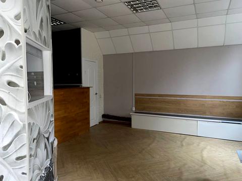 комерційна за адресою вулиця Придорожна, 1с