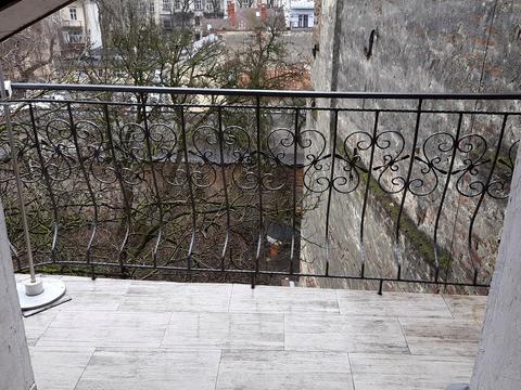 квартира за адресою Володимира Антоновича вул. (), 9