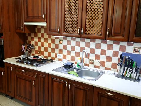 квартира за адресою Володимира Антоновича вул. (), 9