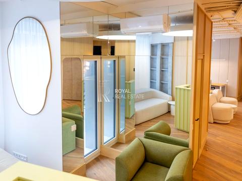 комерційна за адресою Буслівська вул., 12