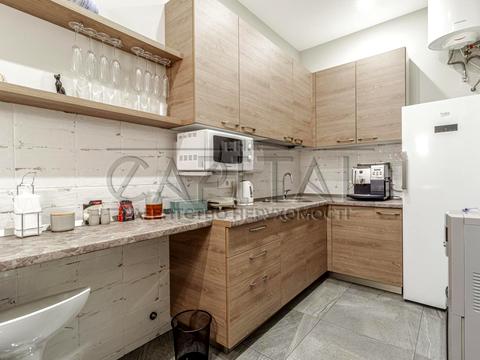 комерційна за адресою Січових Стрільців вул. (Артема), 84