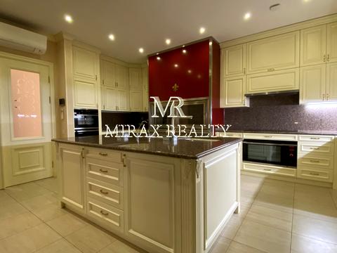 будинок за адресою Центральна вул.