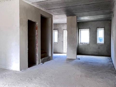 будинок за адресою Місячна вул.