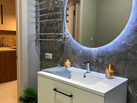 квартира за адресою Миру вул., 10б