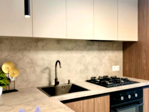 квартира за адресою Миру вул., 10б