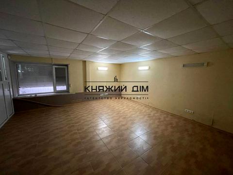 коммерческая по адресу Михаила Донца ул., 19