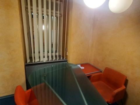 комерційна за адресою Костянтинівська вул., 20/14