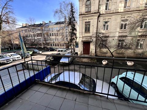 комерційна за адресою Гетьмана Павла Скоропадського вул. (Льва Толстого), 17