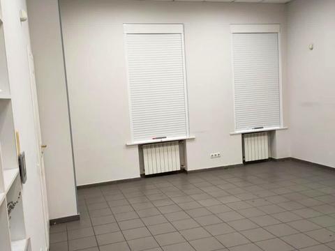 комерційна за адресою Гетьмана Павла Скоропадського вул. (Льва Толстого), 17